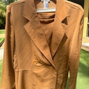 Double Vest with flair in the skirt